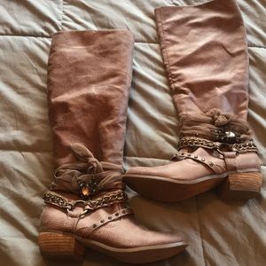 ❤️Gorgeous Ladies Boots 👢❤️